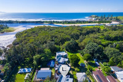 /international/au/2-9-belmore-street-crescent-head-nsw-152585264/