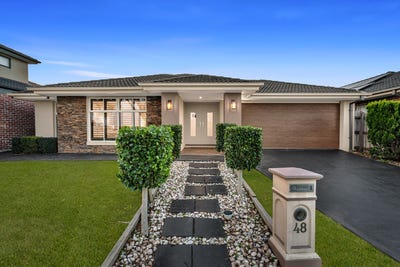 /international/au/48-hal-porter-terrace-lynbrook-vic-151093056/