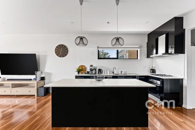/international/au/2-1029-pascoe-vale-road-jacana-vic-152488308/