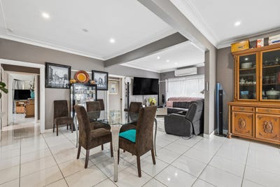 /international/au/23-garden-street-belmore-nsw-152338368/