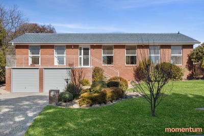 /international/au/12-mcalpine-place-farrer-act-152563320/