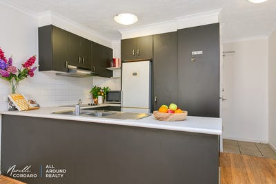 /international/au/9-3-5-short-street-caboolture-qld-152494892/