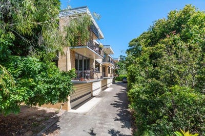/international/au/2-69-lang-parade-auchenflower-qld-151543292/