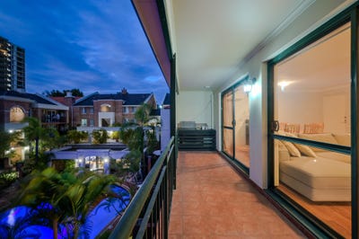 /international/au/31-125-wellington-street-east-perth-wa-150702316/