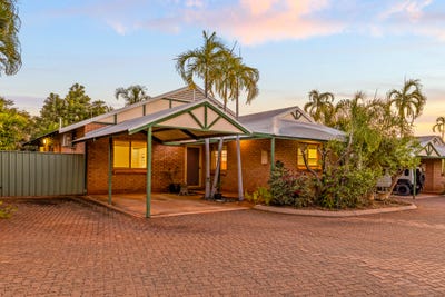 /international/au/9-6-rhatigan-place-cable-beach-wa-151641532/