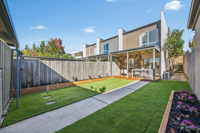 /international/au/52-lansdown-crescent-casey-act-151141712/