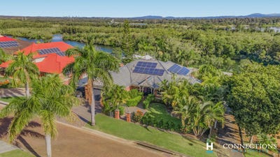 /international/au/4-edgewater-court-murrumba-downs-qld-148423124/