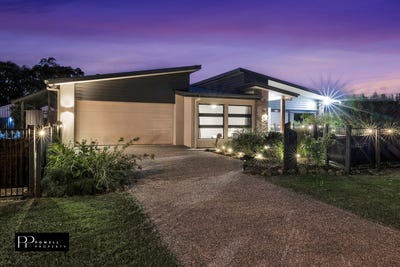 /international/au/39-beachmere-street-burnett-heads-qld-151935812/
