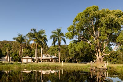 /international/au/27-smith-road-kureelpa-qld-150531668/