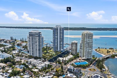/international/au/13-15-bayview-street-runaway-bay-qld-505255048/
