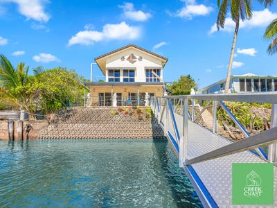 /international/au/18-esplanade-tin-can-bay-qld-150752632/