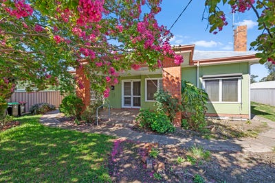 /international/au/37-mansfield-road-euroa-vic-150813224/
