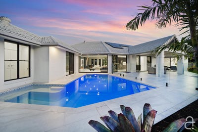 /international/au/24-swallow-street-wurtulla-qld-148761692/