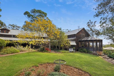 /international/au/213-middle-ridge-road-wollombi-nsw-151075308/