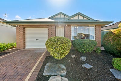 /international/au/15-rivergum-close-walkley-heights-sa-151255504/
