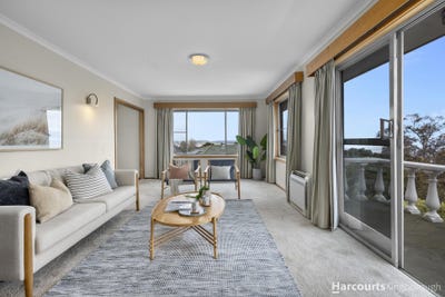 /international/au/16-kiama-place-blackmans-bay-tas-148262212/
