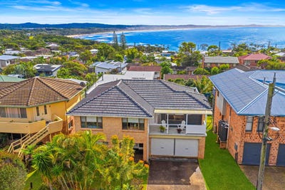 /international/au/16-seaview-street-bonny-hills-nsw-151091008/