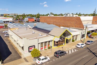 /international/au/2-131-143-bazaar-street-maryborough-qld-505154084/