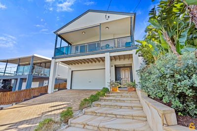 /international/au/51-armytage-street-lota-qld-148575520/