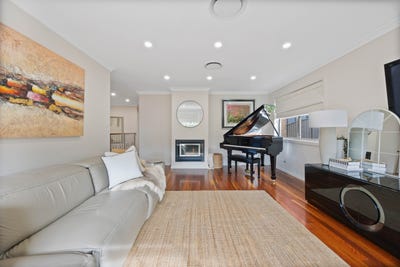 /international/au/53-stapylton-street-winmalee-nsw-148412352/?lang=de