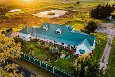 /international/au/2b-finegan-court-sale-vic-151123716/