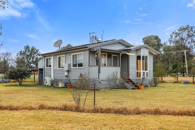 /international/au/2-waverley-street-gundy-nsw-148547444/