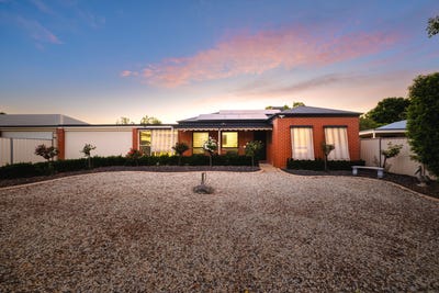 /international/au/29-belleview-drive-irymple-vic-152718400/
