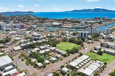 /international/au/12-42-52-perkins-street-south-townsville-qld-152456296/