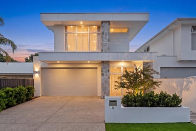 /international/au/9-macquarrie-court-west-lakes-shore-sa-150899676/