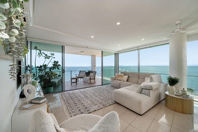 /international/au/501-6-12-oxley-avenue-woody-point-qld-151738628/