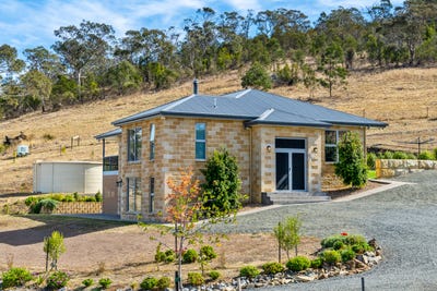 /international/au/180-middle-tea-tree-road-richmond-tas-150664072/