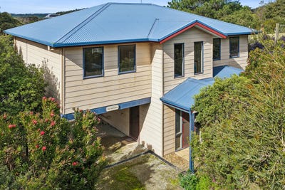 /international/au/32-outlook-drive-venus-bay-vic-152089064/