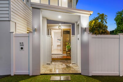 /international/au/3-5-wattle-avenue-biggera-waters-qld-148318788/