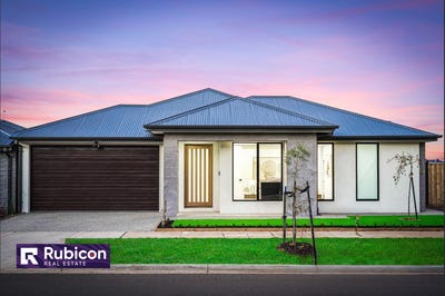 /international/au/67-castello-drive-deanside-vic-151308080/