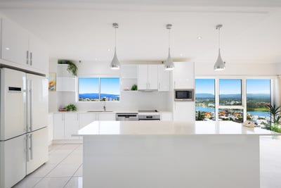 /international/au/113-8-admiralty-drive-paradise-waters-qld-148540980/