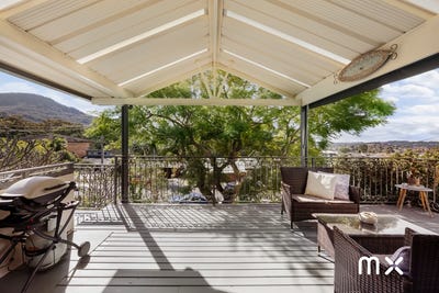 /international/au/105-iola-avenue-farmborough-heights-nsw-152335480/