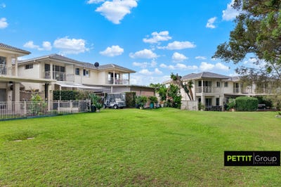 /international/au/8132-magnolia-drive-w-hope-island-qld-151442604/
