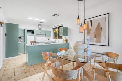 /international/au/7-amelia-street-balcatta-wa-150585064/