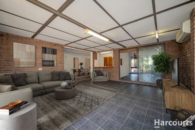 /international/au/4-cormorant-court-heathridge-wa-151338256/