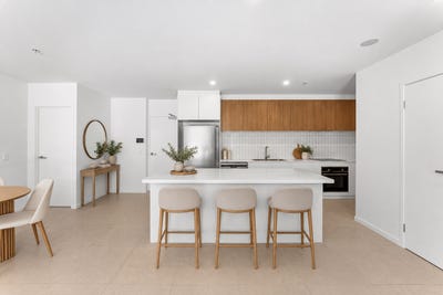 /international/au/407-12-south-sea-islander-way-maroochydore-qld-152477948/