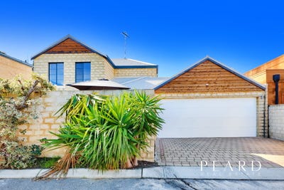 /international/au/115a-burniston-street-scarborough-wa-148377640/