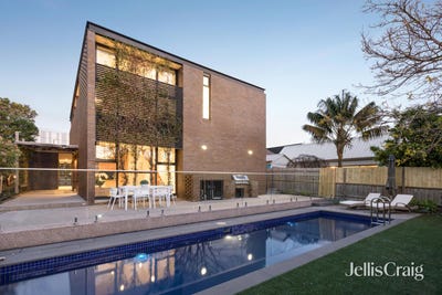 /international/au/25-robert-street-bentleigh-vic-152564992/