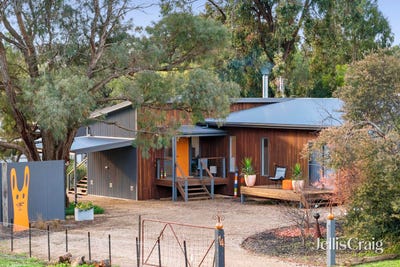 /international/au/14-steele-street-maldon-vic-151454660/