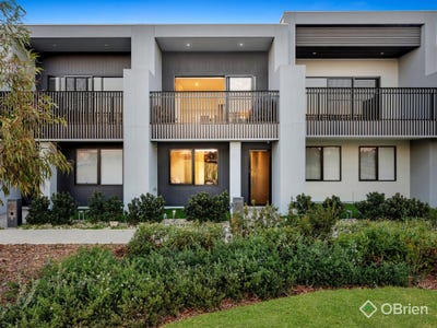 /international/au/7-hibiya-way-clyde-north-vic-148488716/