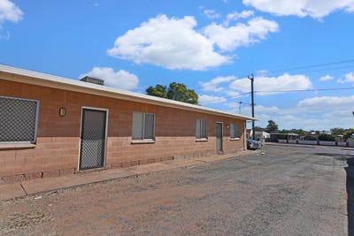 /international/au/165-newton-street-broken-hill-nsw-148480972/