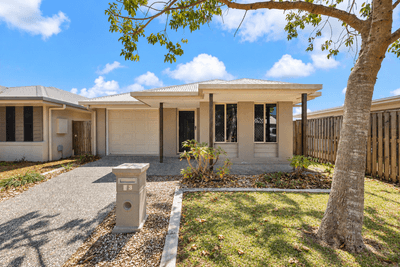 /international/au/13-grasstrail-street-andergrove-qld-152641812/