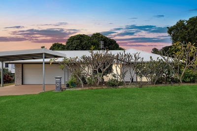 /international/au/23-gordon-street-mount-morgan-qld-151197356/