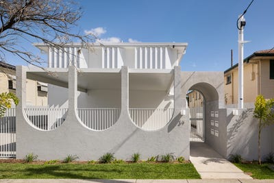 /international/au/5-39-smallman-street-bulimba-qld-152394404/