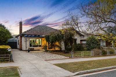 /international/au/14-college-street-wendouree-vic-151164396/