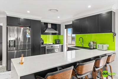 /international/au/41-highview-avenue-san-remo-nsw-148644340/?lang=en
